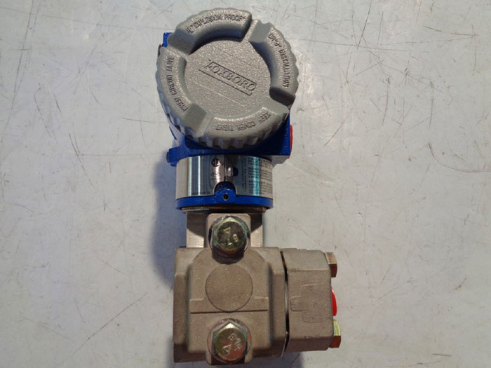 FOXBORO I/A SERIES INTELLIGENT DIFFERENTIAL PRESSURE TRANSMITTER IDP10-A22A01F