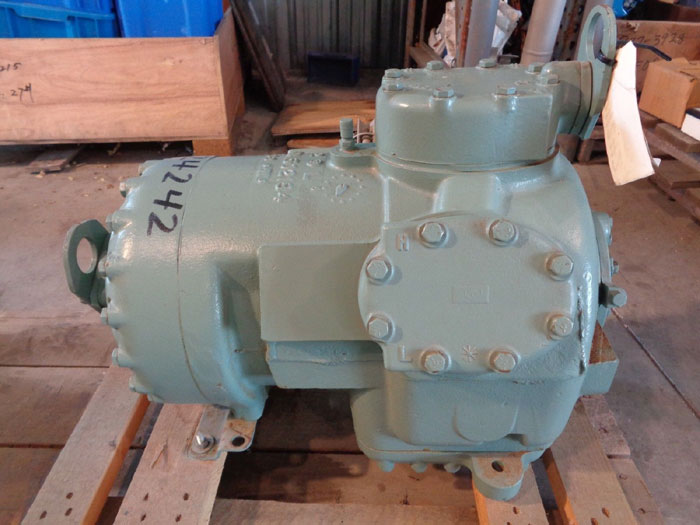 CARLYLE 3-HEAD SEMI HERMETIC RECIPROCATING COMPRESSOR 6D3376TLBC0600