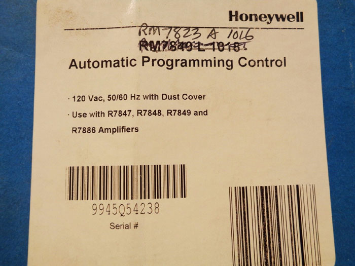 HONEYWELL BURNER CONTROL RM7823 A 1016