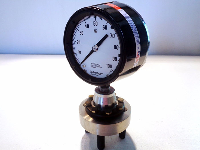 ASHCROFT LIQUID FILLED DURAGAUGE 4-1/2" MOD#: 45-1279-SS-04L-100# W/ DIAPH 202