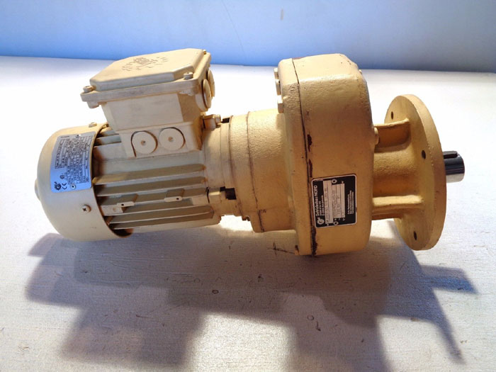 GETRIEBEBAU NORD GEARMOTOR SK200F-63 S/4 CUS WE