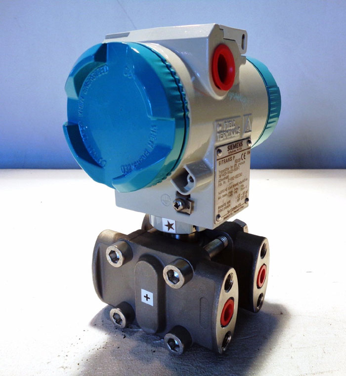 SIEMENS SITRANS P DIFFERENTIAL PRESSURE TRANSMITTER 7MF44331HA221NC6Z