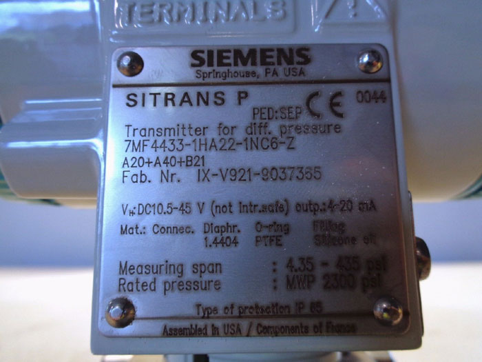 SIEMENS SITRANS P DIFFERENTIAL PRESSURE TRANSMITTER 7MF4433-1HA22-1NC6-Z