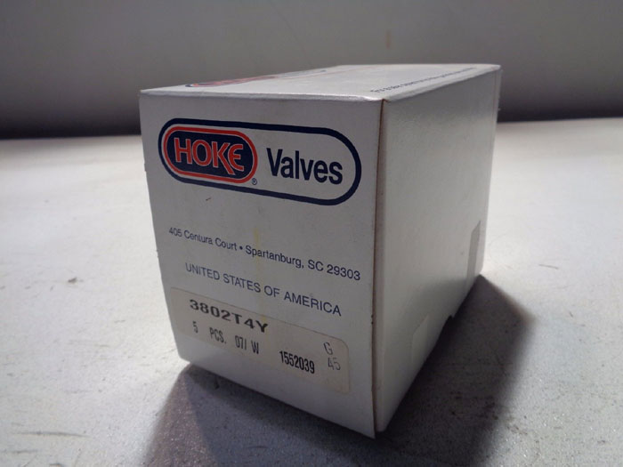 LOT OF (5) HOKE 3800 SERIES NEEDLE VALVE 1/4" X GYROLOCK #3802T4Y