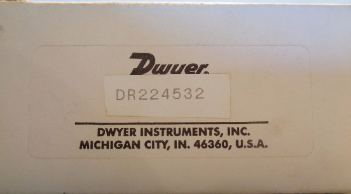 DWYER DIRECT READING GLASS FLOW METER MODEL#: DR224532