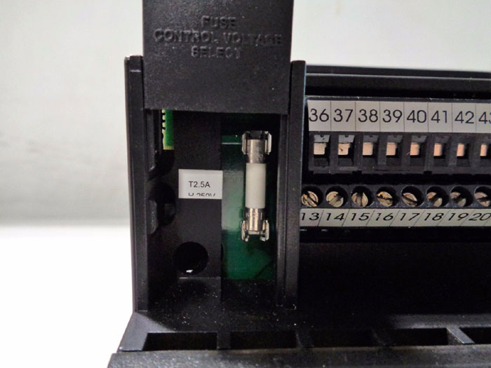 GE MULTILIN 239 MOTOR PROTECTION RELAY