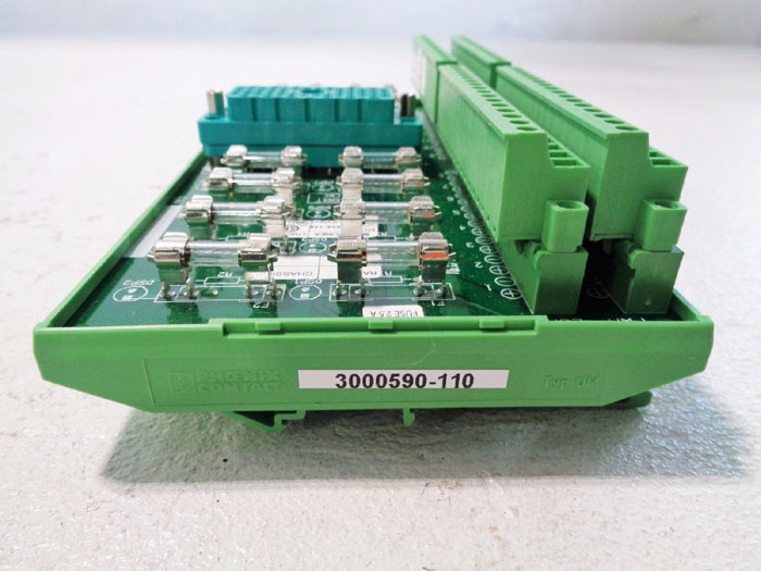 TRICONEX PHOENIX CONTANT TERMINATION RELAY OUTPUT PANEL 9668-110 W/ EDAC 516