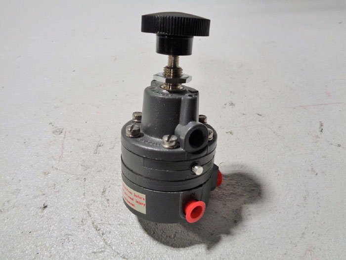 MOORE NULLMATIC PRESSURE REGULATOR 41-30