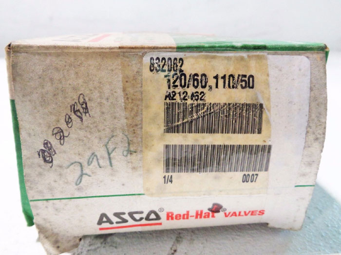 ASCO RED HAT 3-WAY SOLENOID VALVE 832062