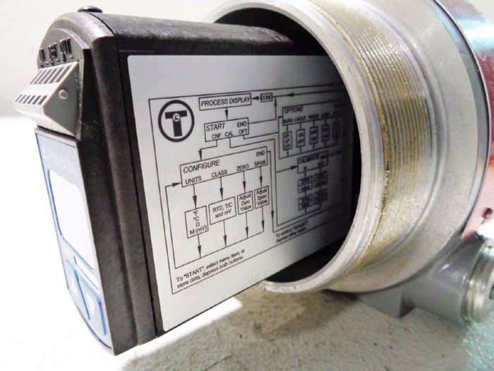 TRANSMATION PYRAGON 2800T TEMP TRANSMITTER W/ RFI IN HUBBELL KILLARK ENCLOSURE