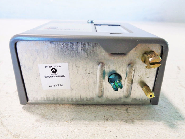 JOHNSON CONTROLS ALL RANGE PRESSURE CONTROLLER P72AA-27C