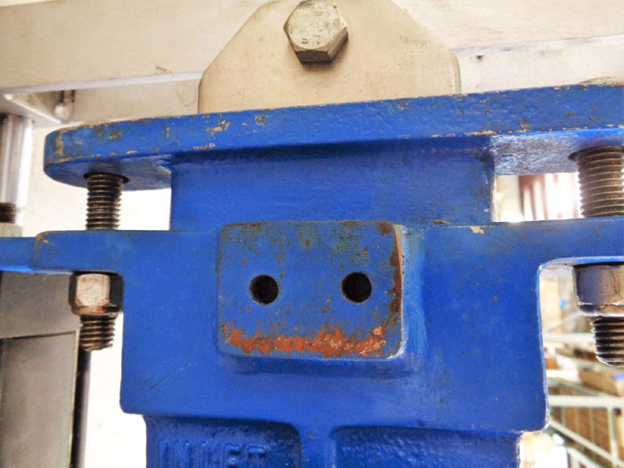 HILTON 3" KNIFE GATE VALVE H201CIST316 W/ 2 ATLAS AIR CYLINDERS A068894A