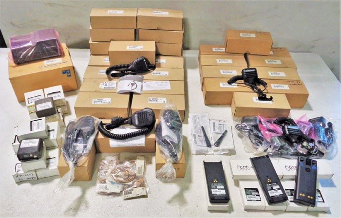 LOT OF MOTOROLA ACCESSORIES - BATTERIES, CHARGERS, SPEAKERS W/ MICS & ANTENNAS