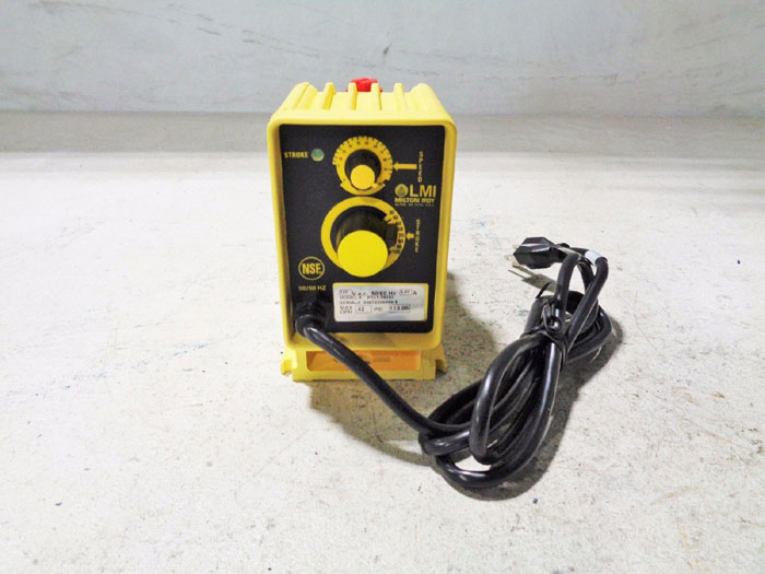 MILTON ROY ELECTROMAGNETIC DOSING PUMP P131-392SI