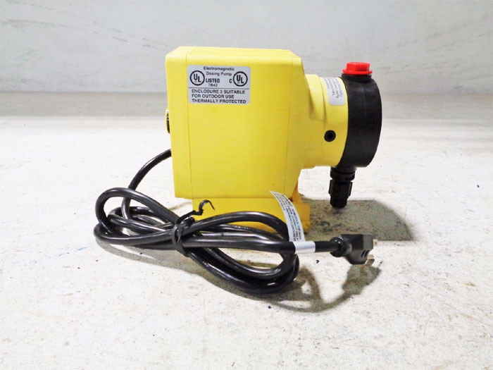 MILTON ROY ELECTROMAGNETIC DOSING PUMP P131-392SI