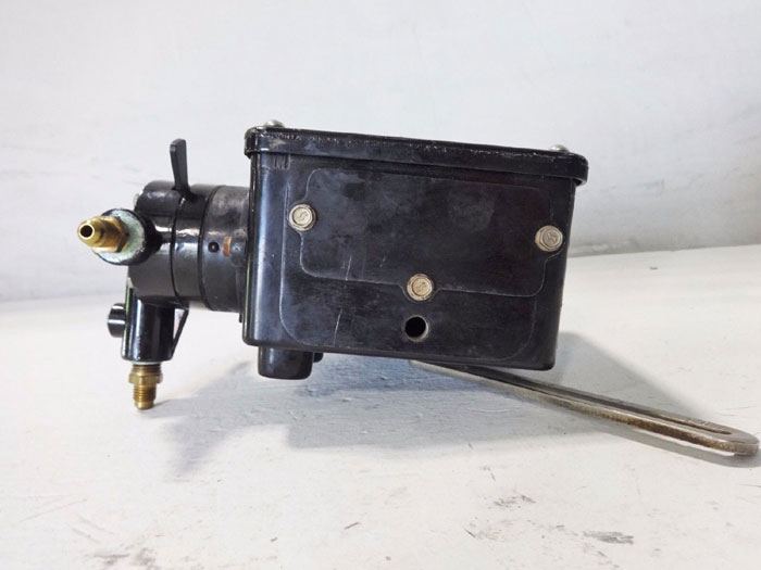 LESLIE SERIES 80 PNEUMATIC VALVE POSITIONER C40-BDC-Z002