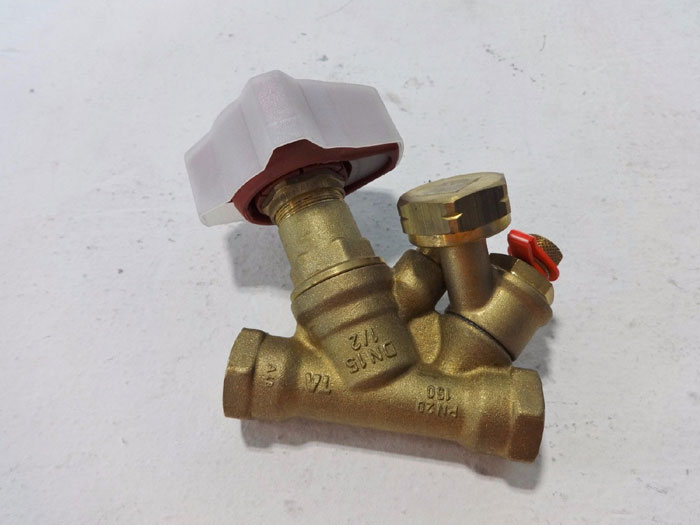 Lot of (12) TA Stad 150# Balancing Valves 1/2"