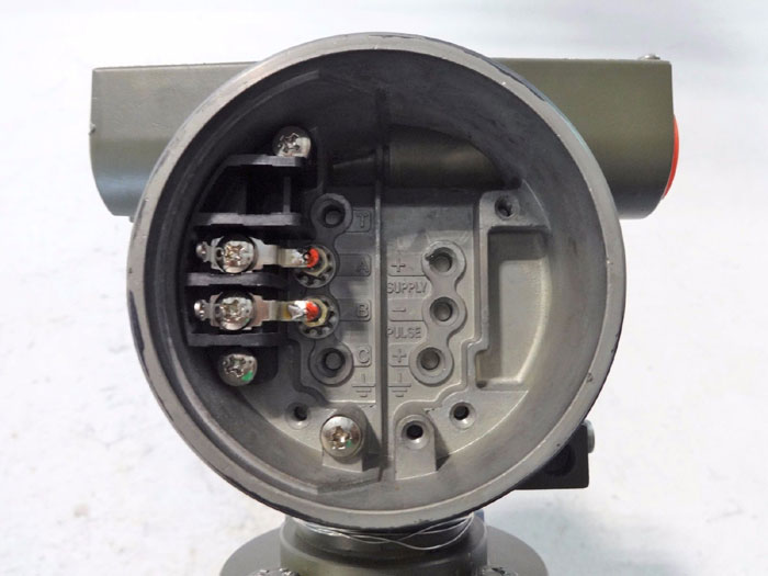 YOKOGAWA DIGITAL YEWFLO 6" 150# VORTEX FLOW METER DY150