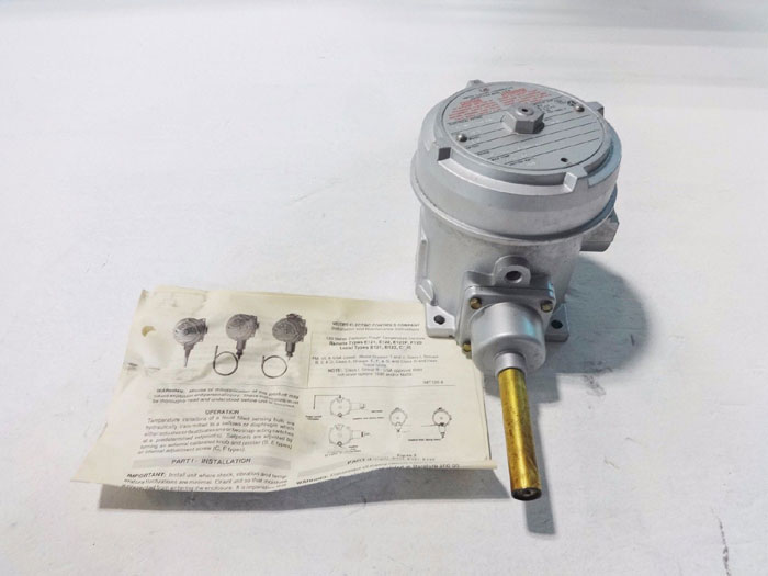 UNITED ELECTRIC TEMPERATURE SWITCH B121 121