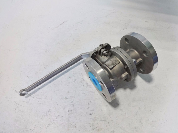 QUADRANT 1-1/2" 300# CF8M FLANGED FLOATING BALL VALVE 3605