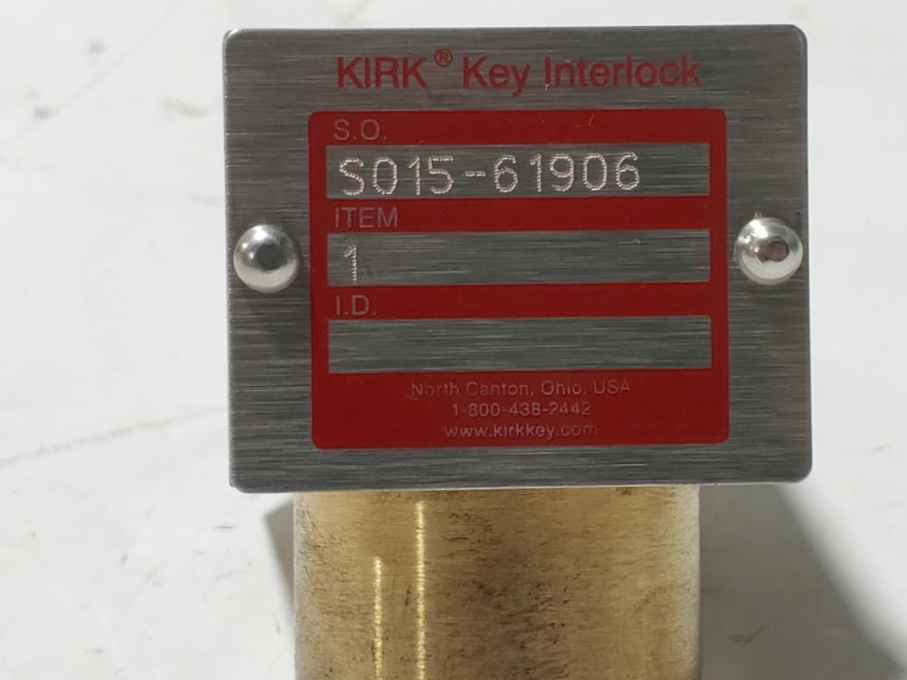 KIRK KEY TYPE F FLAT MOUNTED STANDARD DUTY BOLT INTERLOCK W/ 1-3/4" BOLT LENGTH