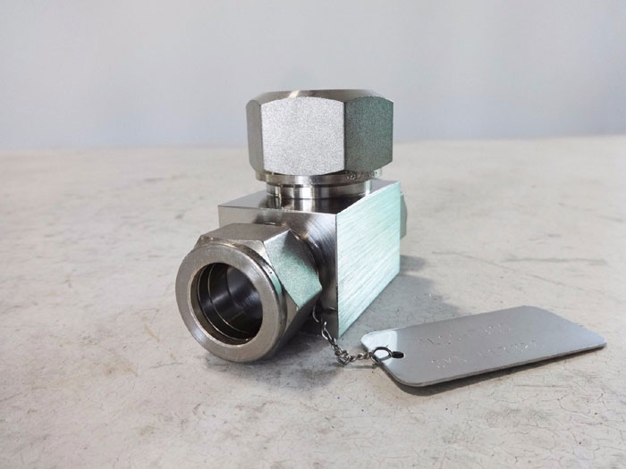 SWAGELOK 3/4" TUBE LIFT CHECK VALVE SS-58S12