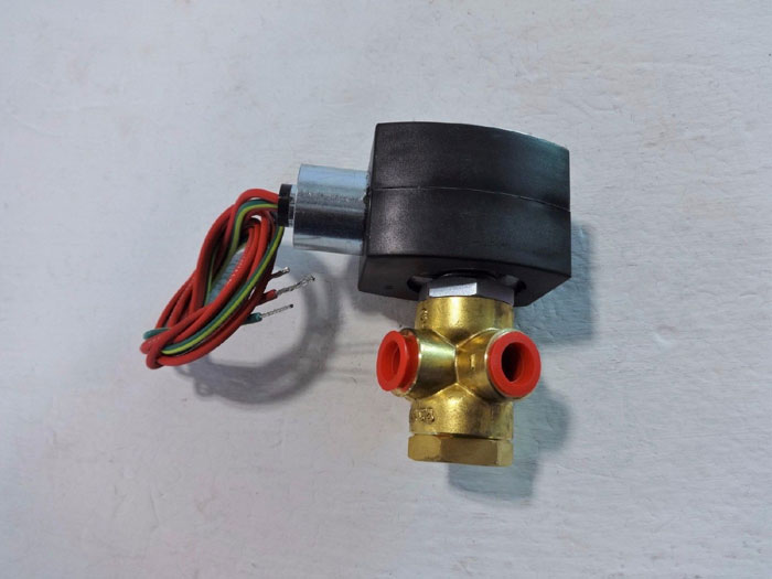 ASCO RED HAT 3-WAY 1/4" SOLENOID VALVE EF8320G184