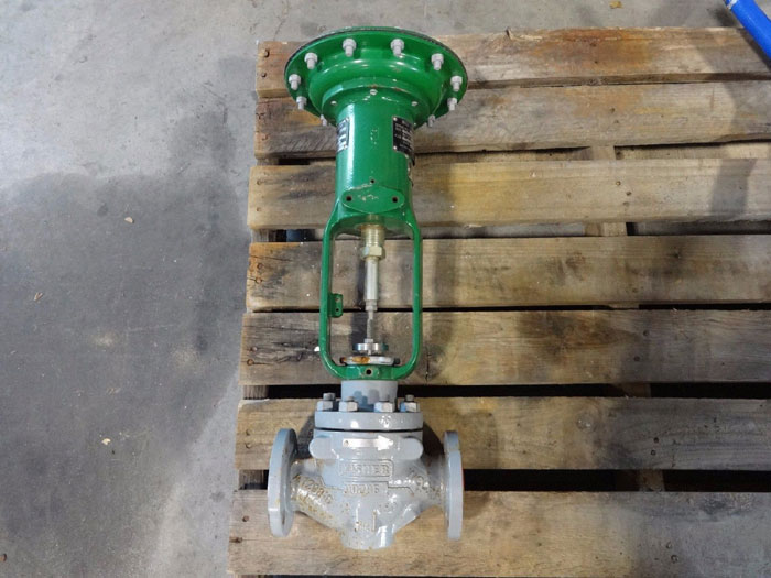 FISHER TYPE EZ PRESSURE CONTROL VALVE 1-1/2" 150# WCC