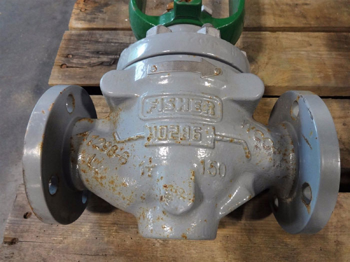 FISHER TYPE EZ PRESSURE CONTROL VALVE 1-1/2" 150# WCC