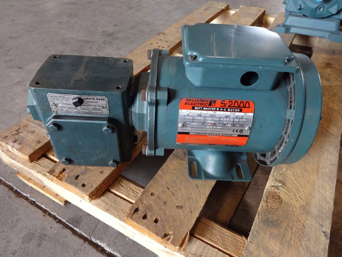 GROVE GEAR FLEAXLINE SPEED REDUCER TM0218-3 W/ RELIANCE ELECTRIC S2000 MOTOR