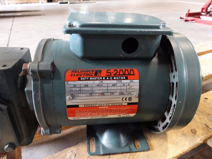 GROVE GEAR FLEAXLINE SPEED REDUCER TM0218-3 W/ RELIANCE ELECTRIC S2000 MOTOR