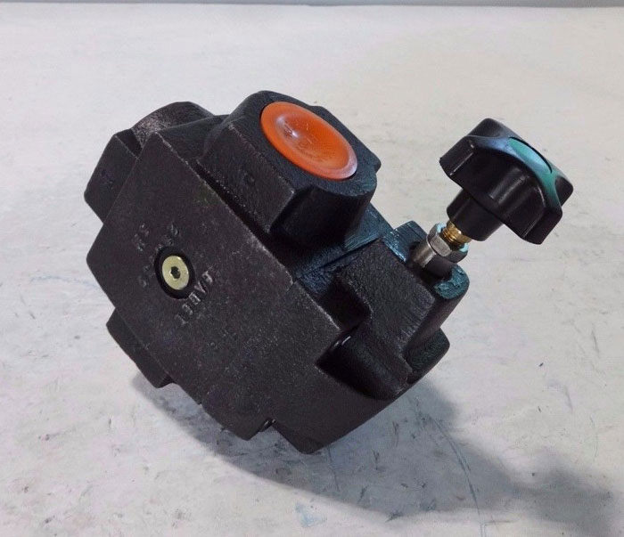 VICKERS 1-1/4" HYDRAULIC RELIEF VALVE CT 10 B 30