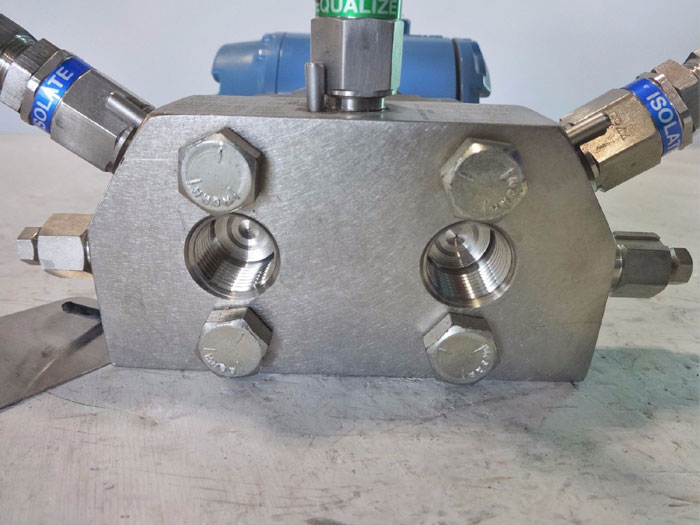 ROSEMOUNT 3051 COPLANAR MANIFOLD PRESSURE TRANSMITTER 3051S1CD2A7A11A1AE5M5