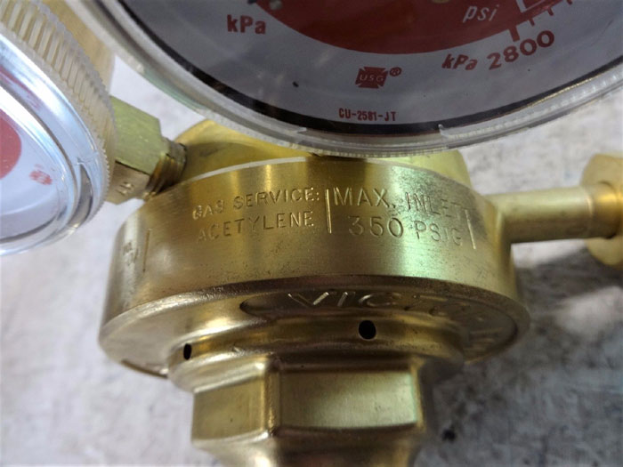 VICTOR COMPRESSED GAS REGULATOR - ACETYLENE TYPE - CSR 460A-510