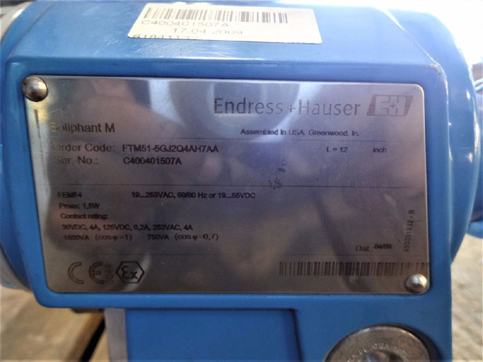 ENDRESS & HAUSER SOLIPHANT M POINT LEVEL SWITCH FTM51-5GJ2Q4AH7AA W/ ATTACHMENTS