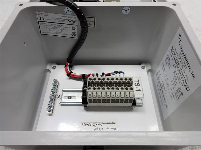 ALLIED MOULDED PRODUCTS NEMA 4X WALL MOUNT CONTROL PANEL ENCLOSURE AM1086RT