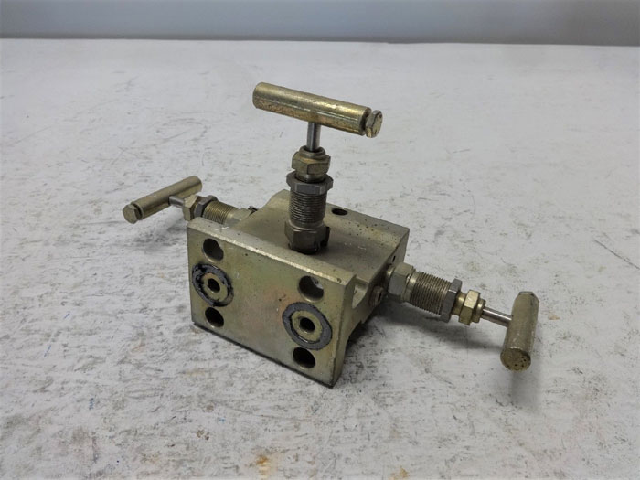 LOT OF (5) ANDERSON GREENWOOD DIFFERENTIAL PRESSURE MANIFOLD VALVES M4THIC-4
