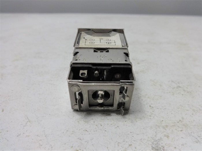 LOT OF (19) MASTER SPECIALTIES NON-ILLUMINATED PUSHBUTTONS 12-807, 7-76, 12-77