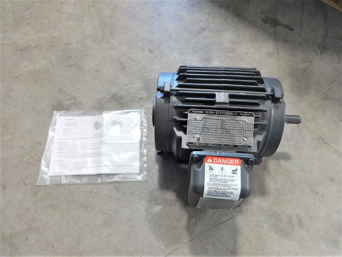 TOSHIBA HIGH EFFICIENCY 3-PHASE INDUCTION MOTOR .5 HP TYPE IK MODEL 4PAX50N3GCNZ