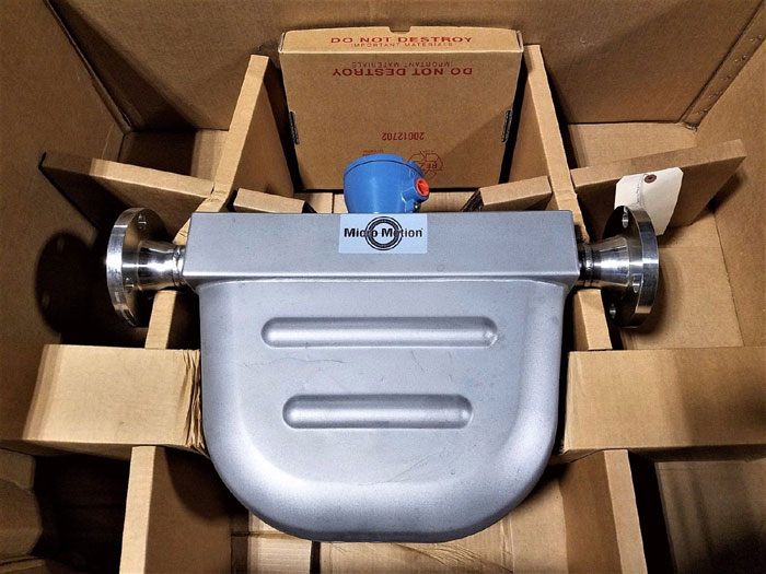 MICRO MOTION CORIOLIS MASS FLOW METER 2" 150#  R200S418NQBAEZZZZ     (A)