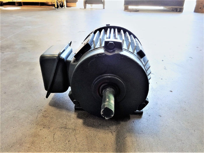TOSHIBA EQP III 0.5 HP PREMIUM 3-PHASE INDUCTION MOTOR B1/24FLF2AMH