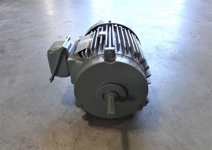 TOSHIBA HIGH EFFICIENCY 0.75 HP 3-PHASE INDUCTION MOTOR B3/42FMF2AOZ