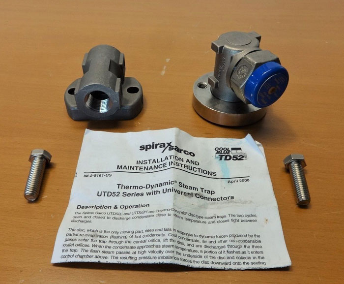 SPIRAX SARCO UTD52L COOL BLUE THERMODYNAMIC STEAM TRAP W/ SWIVEL CONNECTOR