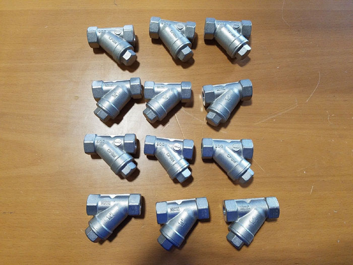 LOT OF (12) WARREN 1/4" 800# CF8M Y-STRAINERS WFA37-316