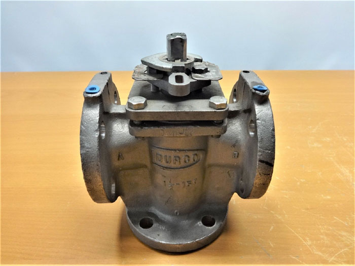 DURCO 1-1/2" 150# CF8M PLUG VALVE, FIG# MG411