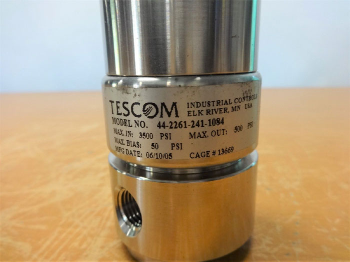 TESCOM 44-2261-241-1084 PRESSURE REDUCING REGULATOR, STAINLESS STEEL, 3500 PSI