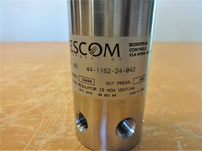 TESCOM 44-1162-24-042 PRESSURE REDUCING REGULATOR, STAINLESS STEEL, 10000 PSI