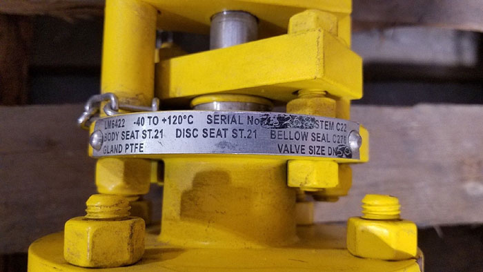 TAYLOR SHAW 2" 300# BELLOWS SEAL GLOBE VALVE LCC MATERIAL, FIG# LM6422
