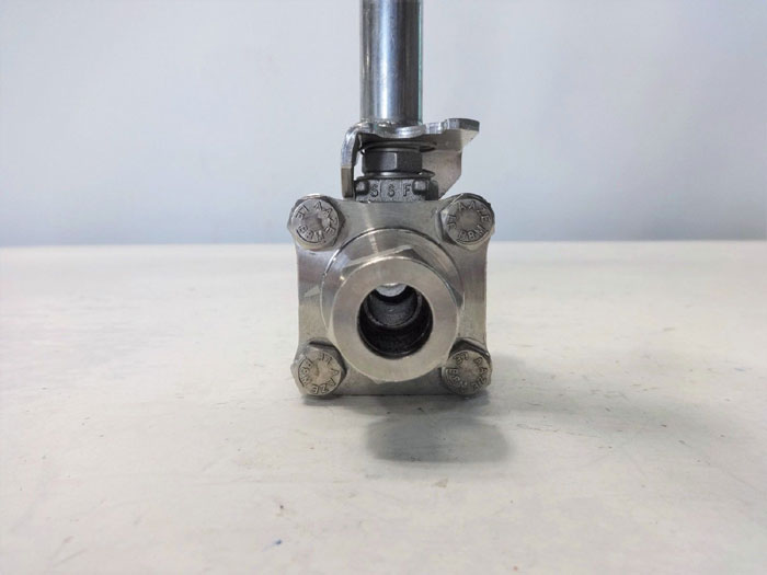 WHITEY 1/2" TUBE 3-PIECE STAINLESS STEEL BALL VALVE, 1000 PSI, SS-T63MS8-EK4-ID