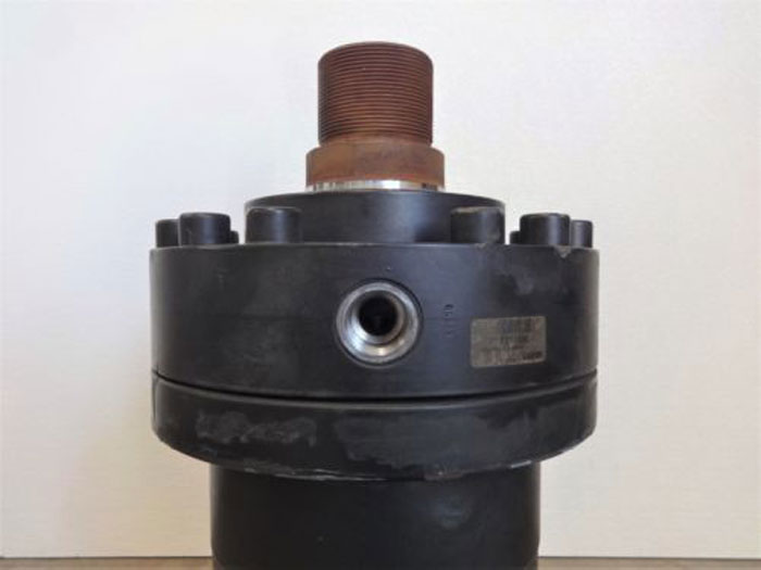 LAROX MINIMAX HYDRAULIC CYLINDER MV2505 LBK 220/110-210, CODE# P311458